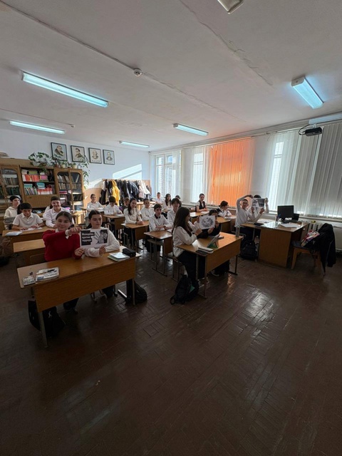 В 7е классе прошел классный час на тему «Нет ненависти и вражде!».