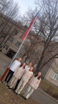 12 февраля  2024 года состоялась еженедельная торжественная церемония поднятия флага РФ. Приняли участие обучающиеся 5, 8 и 11 классов . Право поднять флаг предоставили знаменному отряду.